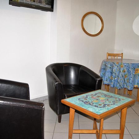 Studio 150 M De La Mer Six-Fours-les-Plages Buitenkant foto